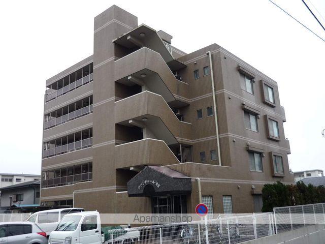 グランドゥール町田忠生の玄関写真