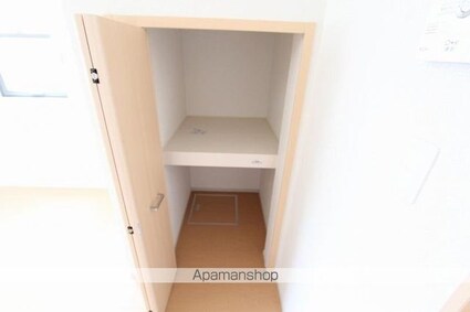 ラ・フォーレⅢ[1K/31.65m2]の収納