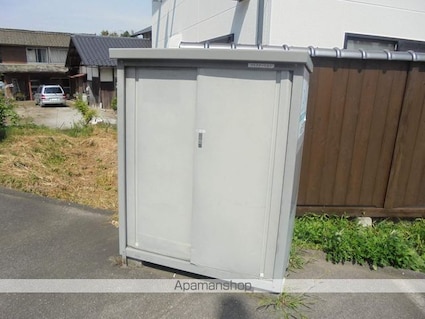 シャーメゾンシーマウスＡＢ棟[1LDK/43.75m2]の共用部1