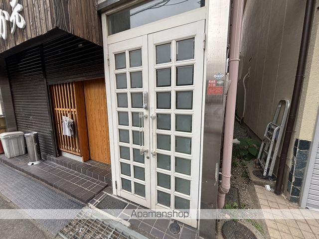 AZURE KUZUHAの玄関写真