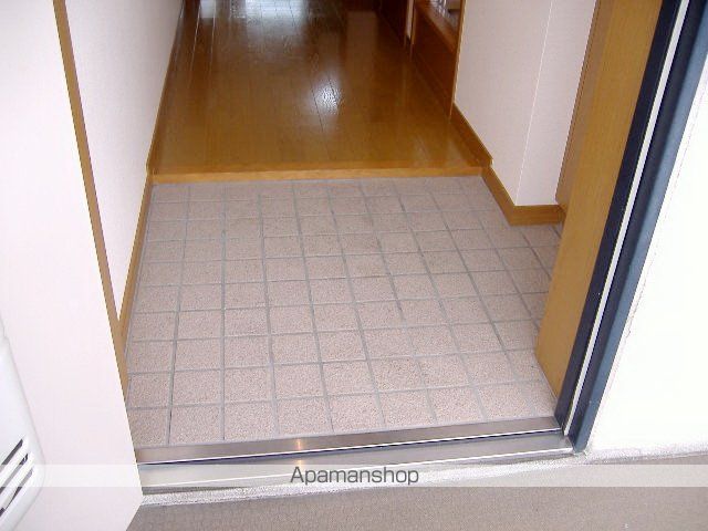 センターイン伊勢町の内装写真