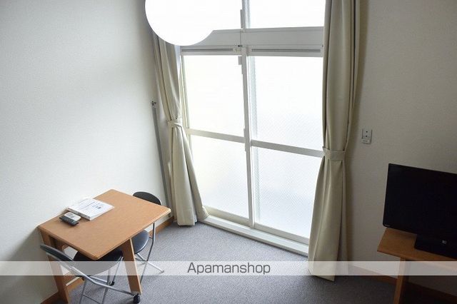 レオパレスキッショーの内装写真
