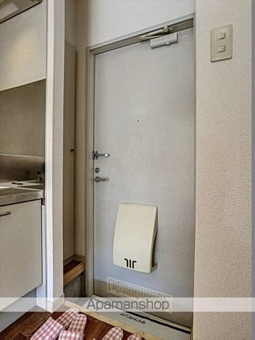 レジデ・アイ B棟の内装写真
