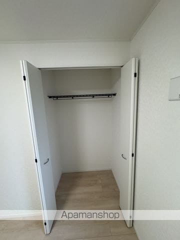練馬区 2階建 築3年の内装写真