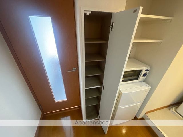 レオパレスピュア高松の内装写真