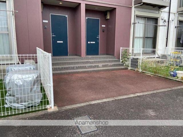 リースランド春日の玄関写真
