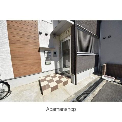 スクリーア箕輪の玄関写真