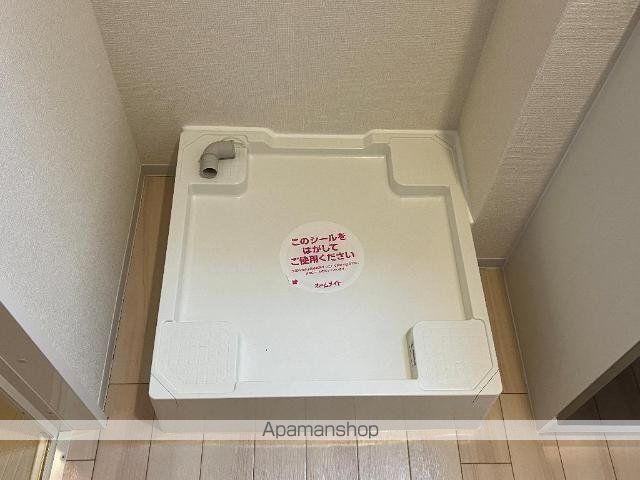 ポニョ・コンフィートの内装写真