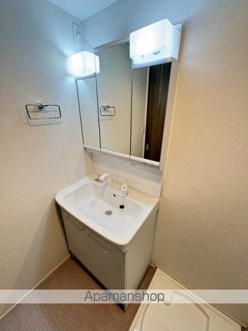 ヒカルサ京田辺大住の内装写真