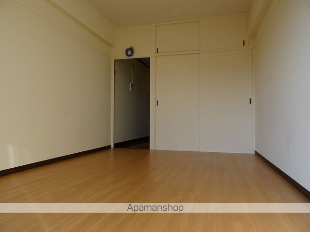 サンコーポ新寺の内装写真