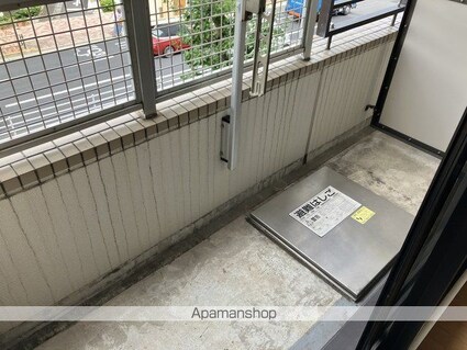 東京都目黒区目黒本町２丁目[1K/25.2m2]のバルコニー