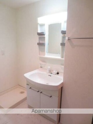 ファミール五反田[1LDK/65.61m2]の内装4