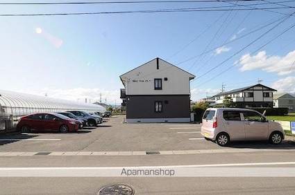 Ｍａｙ　ｏｎｅ　２５Ａ棟[2DK/42.72m2]の駐車場