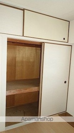 ヴィラナリー川津　２棟[2K/39.17m2]の収納