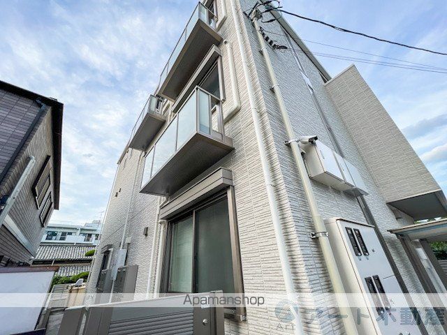 リバーサ道後椿館の外観写真