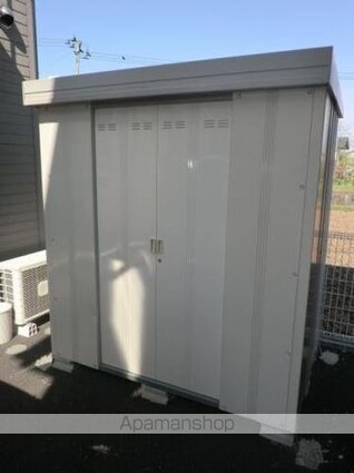 ハイライン鶴巻[3LDK/72m2]の共用部2