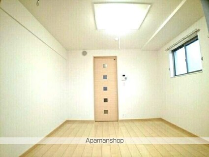 ジュネス東玉川[1K/30.31m2]のリビング・居間2