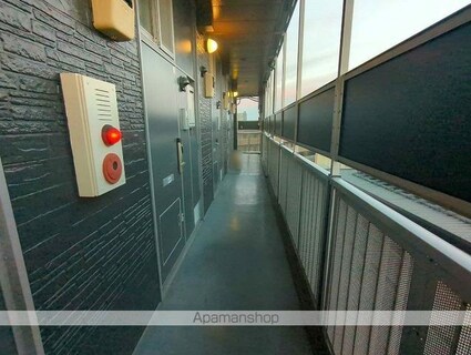 レオパレスＱＵＡＴＴＲＯ[1K/19.87m2]の共用部2