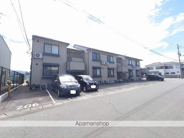 プレジール四丁目2の外観写真