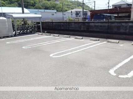 パセーオ[1K/30.43m2]の駐車場2