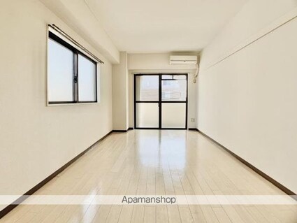 ＩＮＡＢＡビル[1K/24.78m2]のリビング・居間1