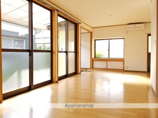 岩切東河原・加藤貸家の内装写真