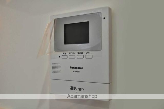 NR23の内装写真