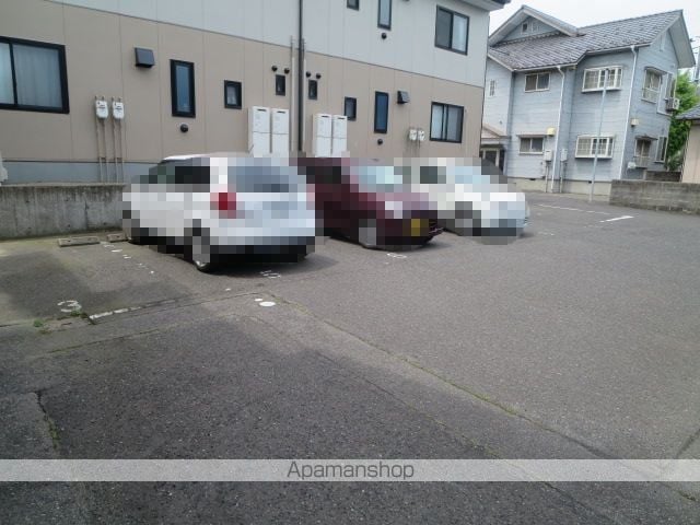 佐川アパートの外観写真
