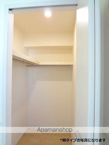 メゾンリヴィエールBの内装写真