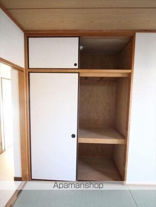 ヴァン・ヴェール久米[3DK/64.72m2]の収納