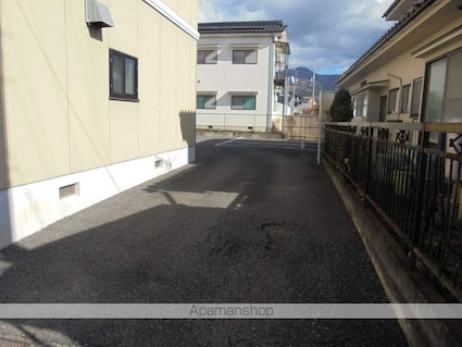 メゾン北深志[2K/42.48m2]の共用部