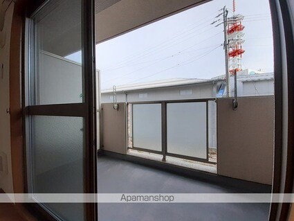 メゾン・ド・ポプラ[1R/30.02m2]のバルコニー