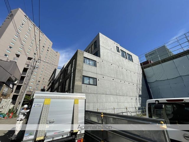 MCDIARMIDの外観写真