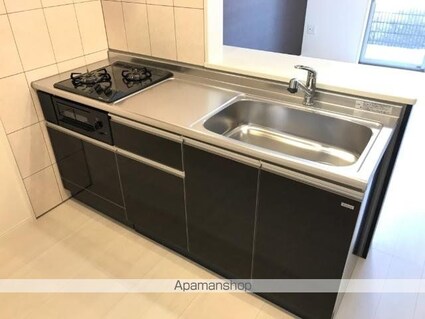 ロイヤル　ソフィア[1LDK/45.42m2]のキッチン