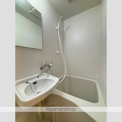 ロータスガーデン毛利[1R/19.6m2]のバス