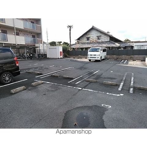ラフィーネ シャラの内装写真