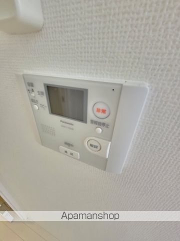 WISTERIAOSAKATEMMANGUの内装写真