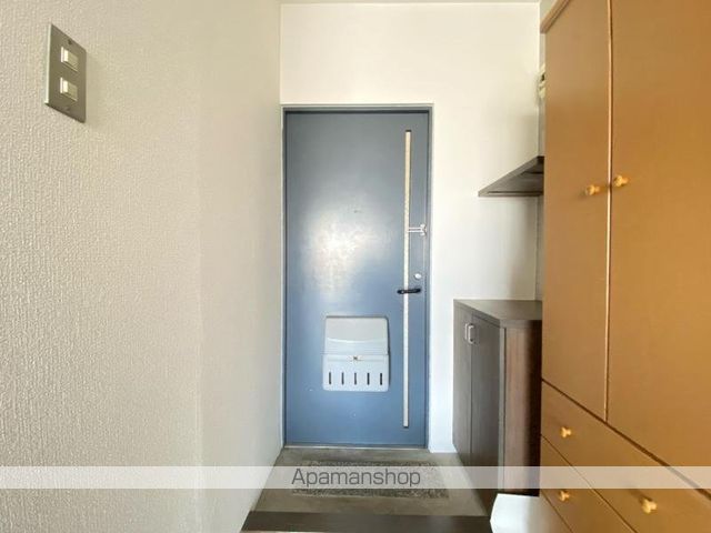 都市開発ビル[1R/19.35m2]の玄関