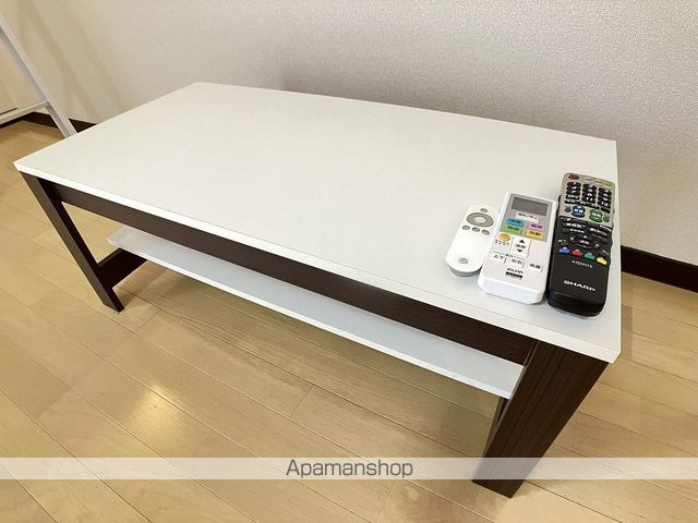 レオネクスト清水IVの内装写真