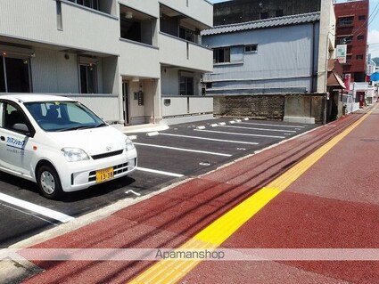 アルフォート[1LDK/54.23m2]の駐車場2