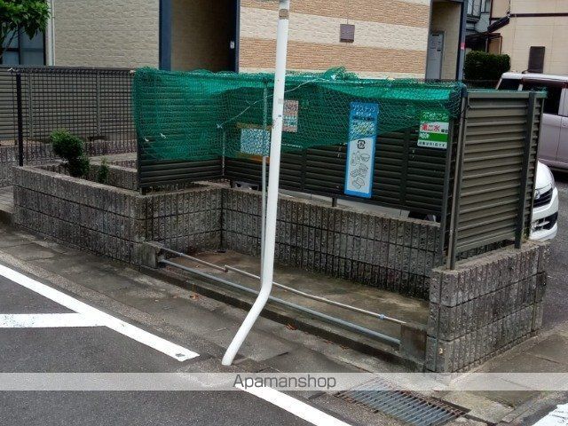 レオパレスパークサイドの玄関写真