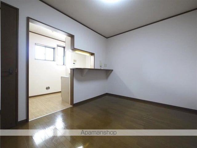 スプリングコートIIIの内装写真