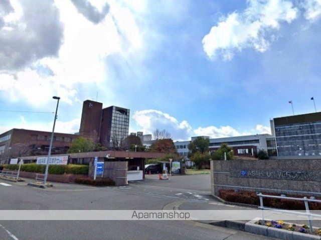 ブリアン Bの周辺写真
