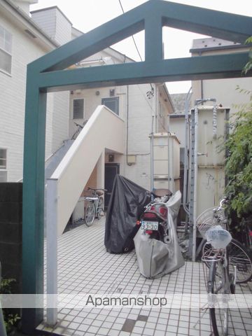 サーキット成田東の玄関写真