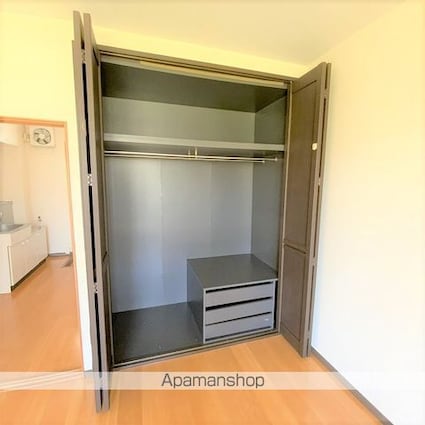 マンション沢尻[1K/24.48m2]の収納