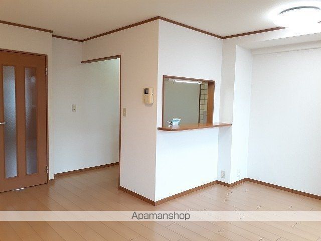 レジデンス佳世の内装写真