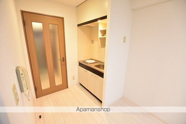 駅前大通マンションの内装写真