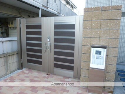 グラシア[2LDK/64.56m2]のエントランス