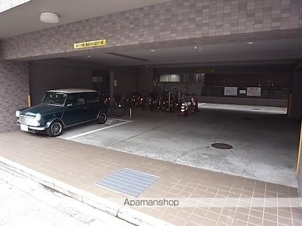 ウェステリア西大須[1K/24.92m2]の外観3