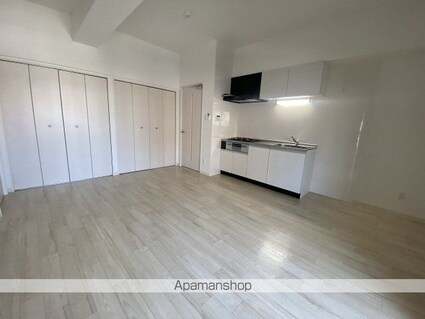 Ａｘｉｓ　Ｂｌｄ（アクシスビル）[2LDK/56.35m2]のリビング・居間